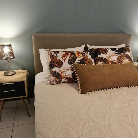 K For Karavomilos Lejlighed *