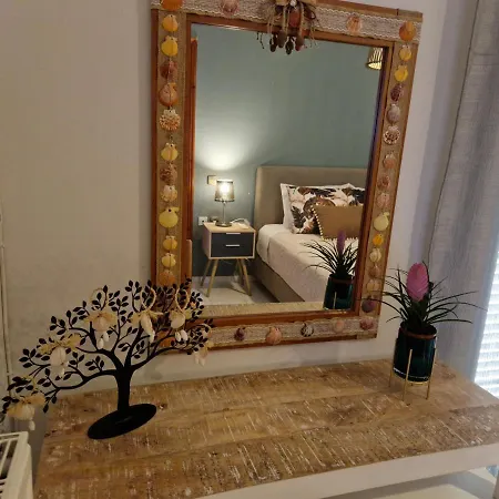 Lejlighed K For Karavomilos *