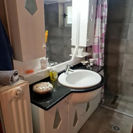 K For Karavomilos Lejlighed Karavomylos